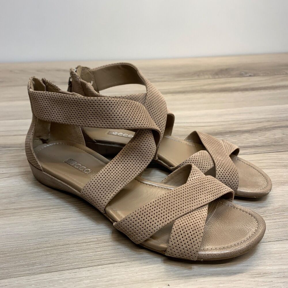 Ecco Sandals Womens 39 US 8 Bouillon Brown Criss Cross Leather Strappy Gladiator